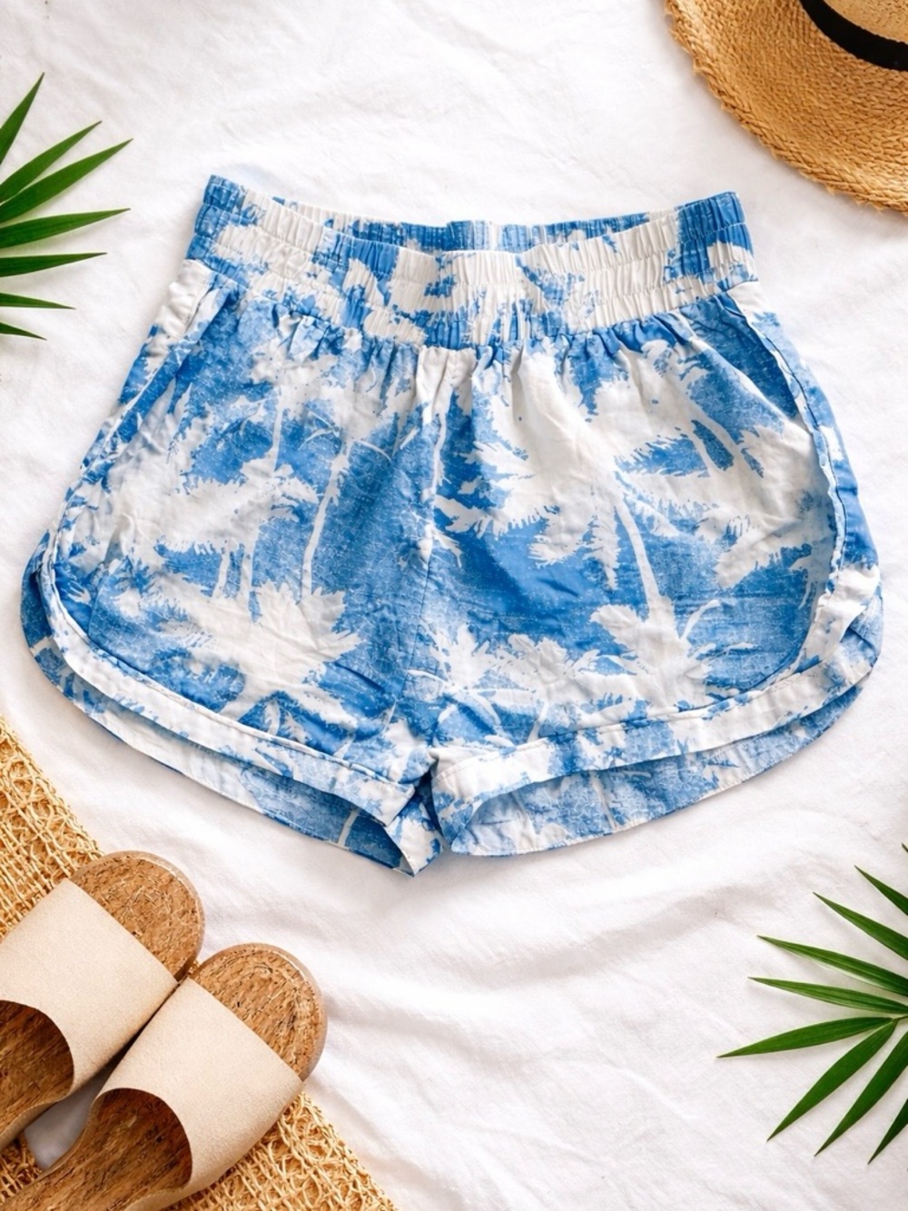 Billabong Tropical Palm Print Shorts Size Small Blue White Elastic Waist Beach